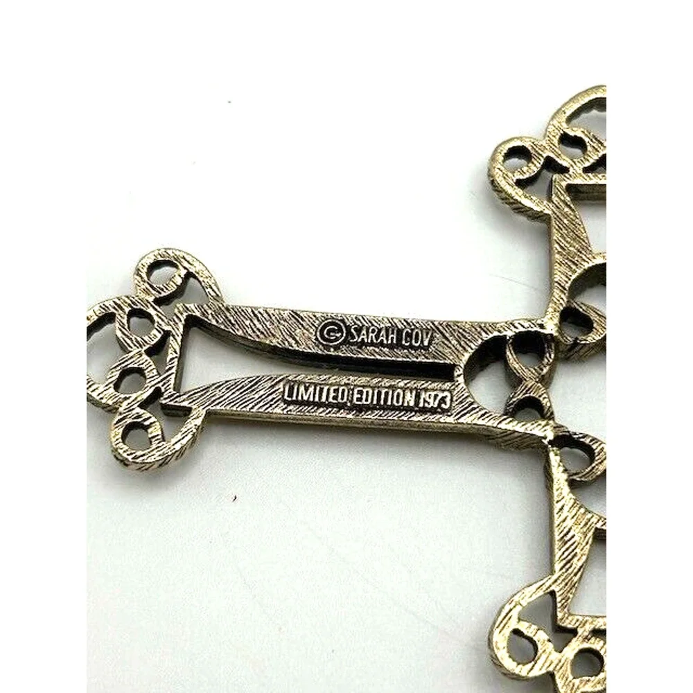 Vintage Sarah Coventry Limited Edition 1973 Filigree‎ Cross Pendant Gold Signed